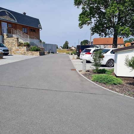 Familien- Und Apartmenthotel Lerchenberghof Walddorf  Exteriör bild