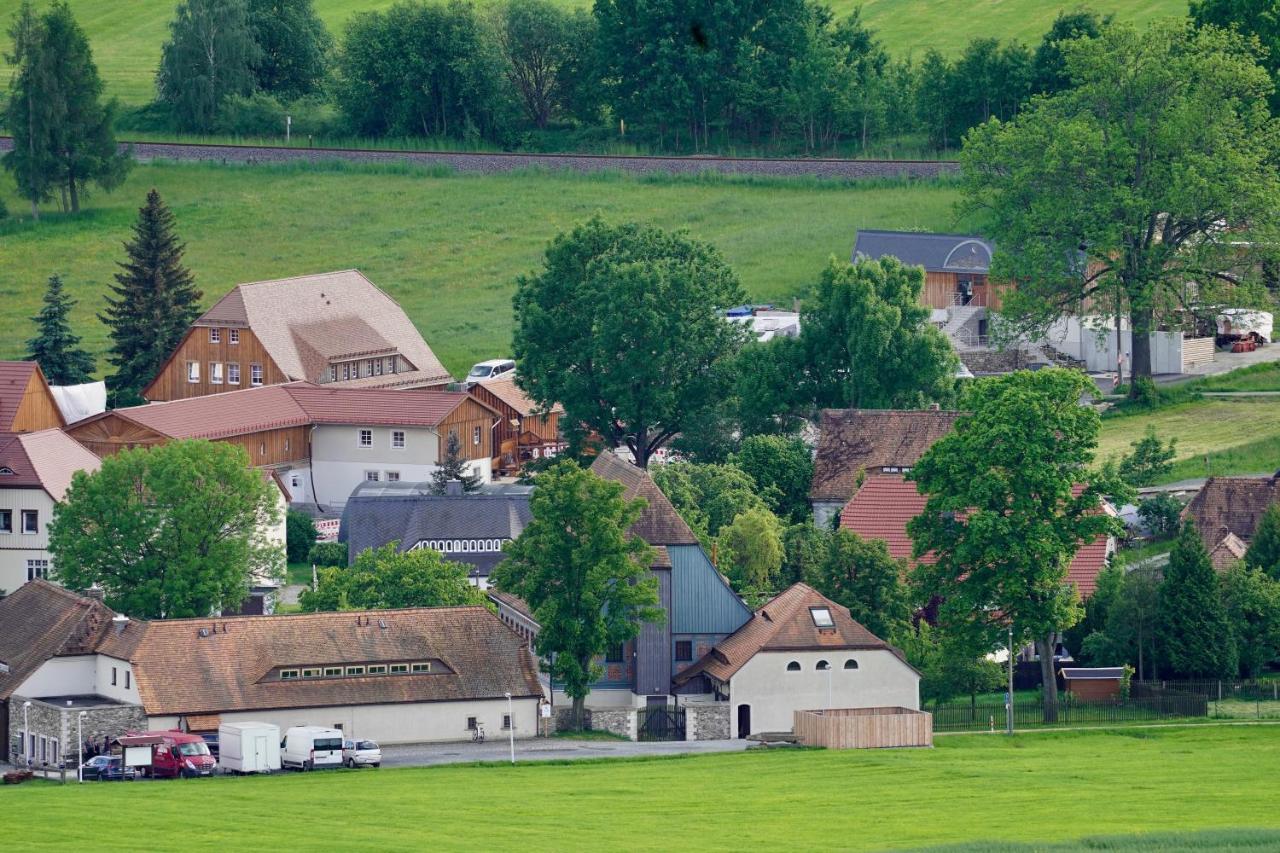 Familien- Und Apartmenthotel Lerchenberghof Walddorf  Exteriör bild